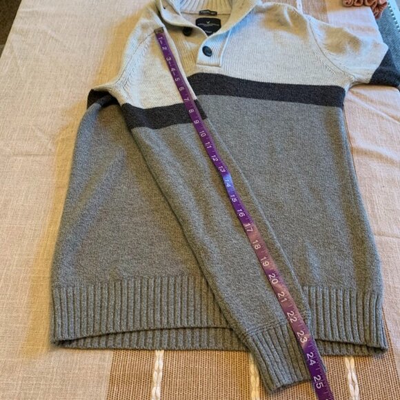 American Eagle *Seriously Soft* Knit 1/4 Button up sweater - Mens Size XS - Picture 9 of 10
